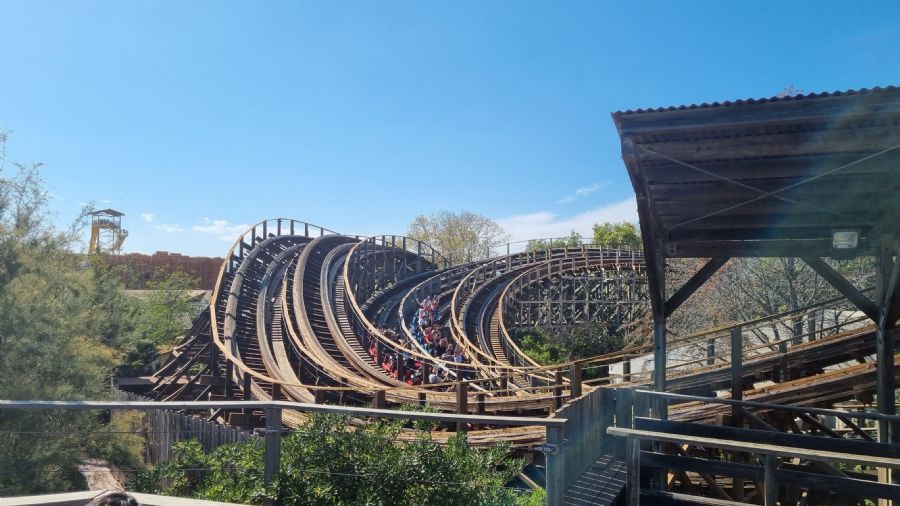 קוסטה בראבה ופארק אוונטורה